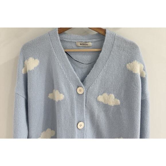 Bisou Bisou Women’s Cloud Light Blue Cropped Cardigan size small - Picture 5 of 5
